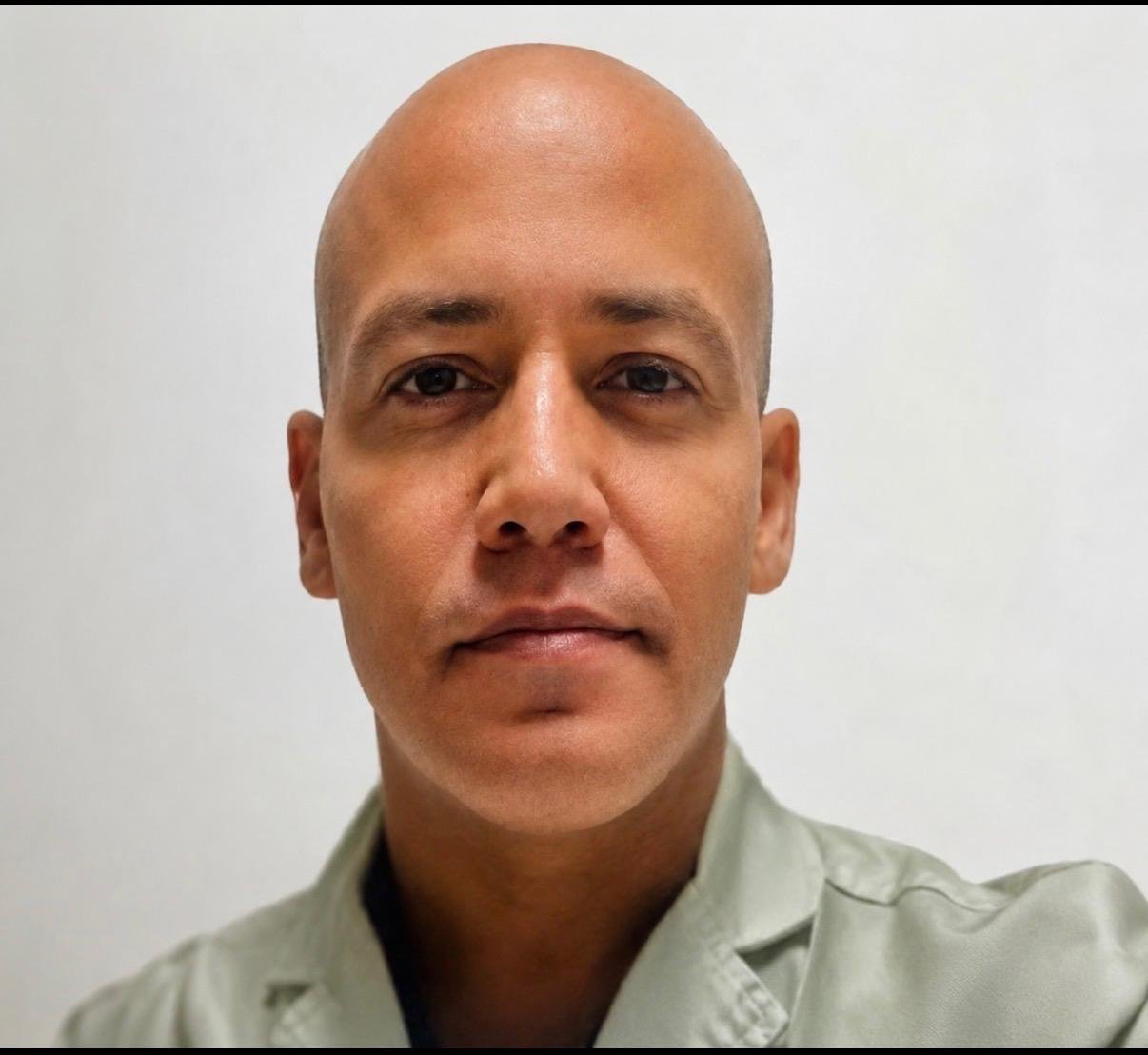 Dr. Vladimir Alejandro Guevara